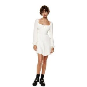 Aritzia Sunday Best Delilah Long Sleeve White Dress
